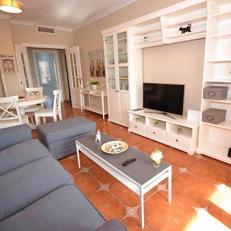 Apartamento En Фуeнхирола Екстериор снимка