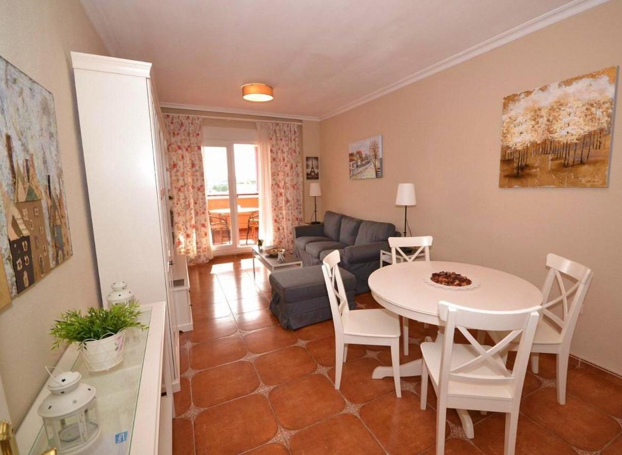 Apartamento En Фуeнхирола Екстериор снимка
